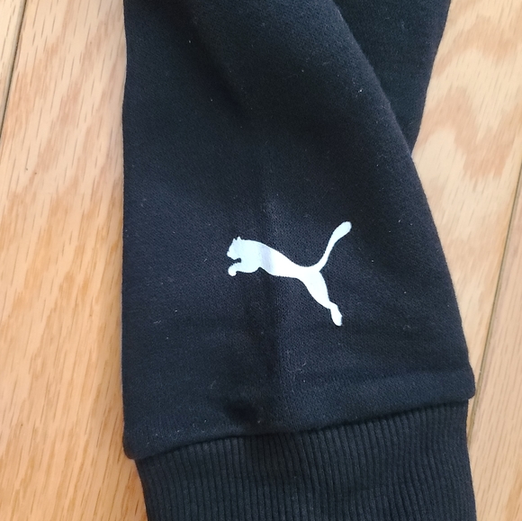 Puma Hoodie with Pockets, XL (14/16), Black and White - Picture 2 of 8